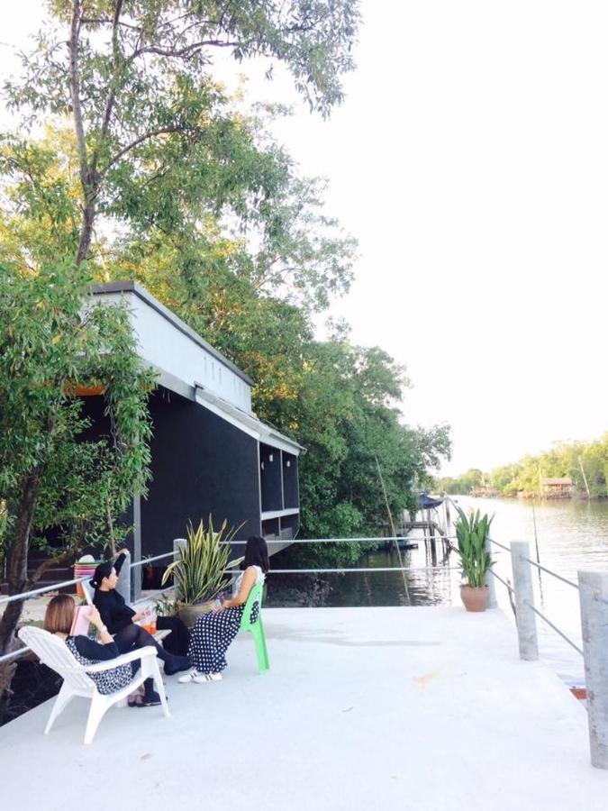 Baan Bon Resort Bang Tabun Phetchaburi Exteriör bild