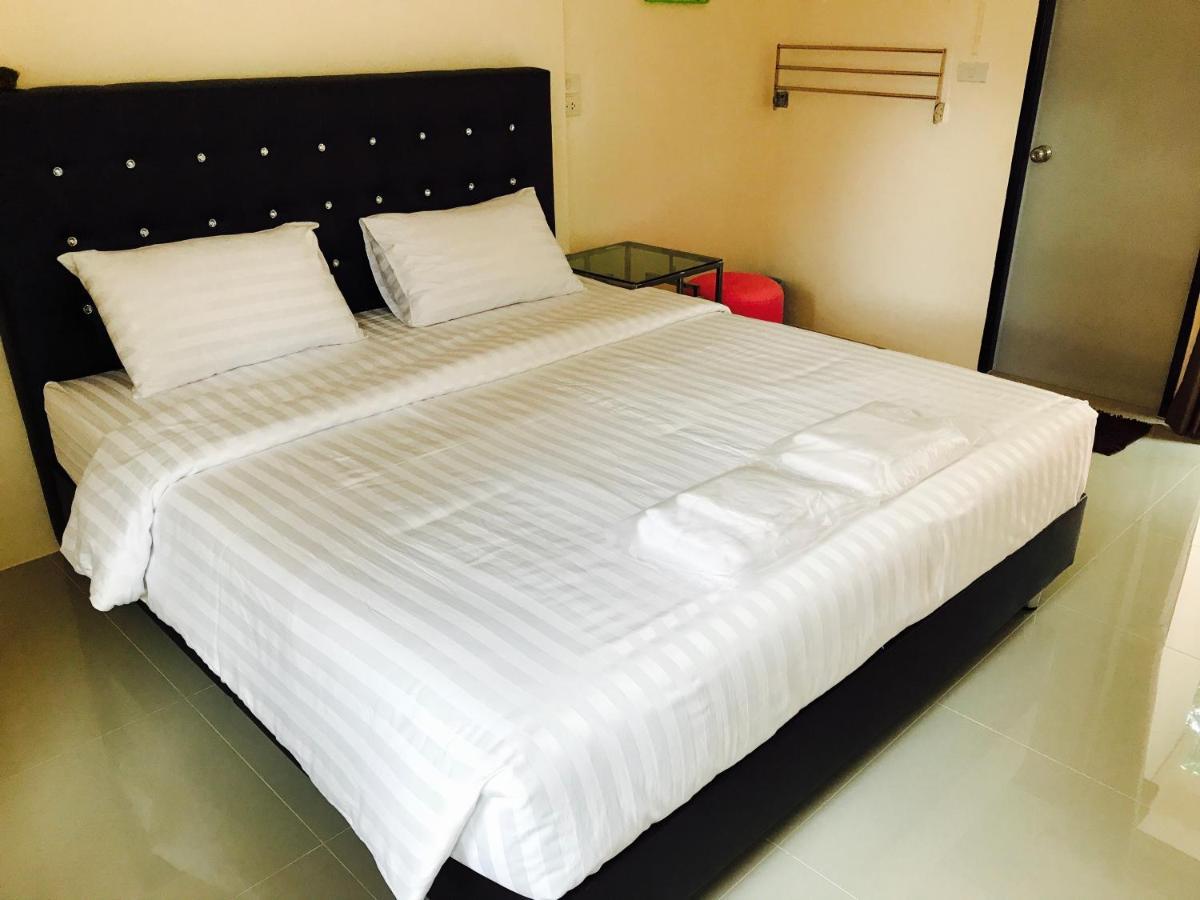 Baan Bon Resort Bang Tabun Phetchaburi Exteriör bild