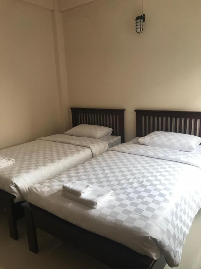 Baan Bon Resort Bang Tabun Phetchaburi Exteriör bild