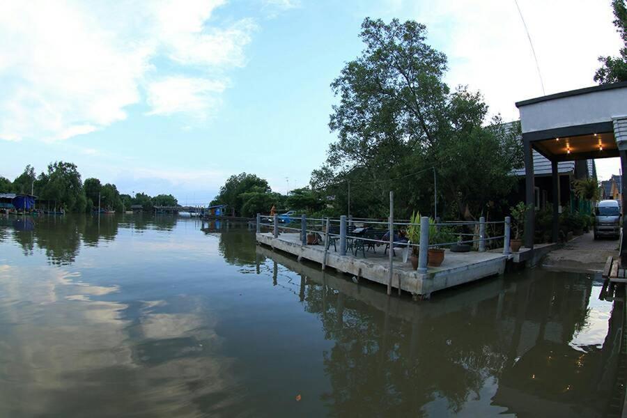Baan Bon Resort Bang Tabun Phetchaburi Exteriör bild